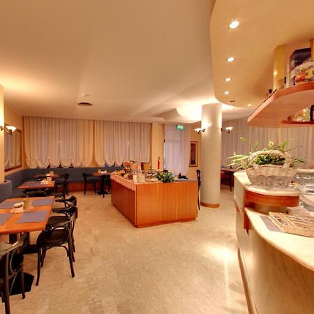 Hotel Rosa Abano Terme Luaran gambar
