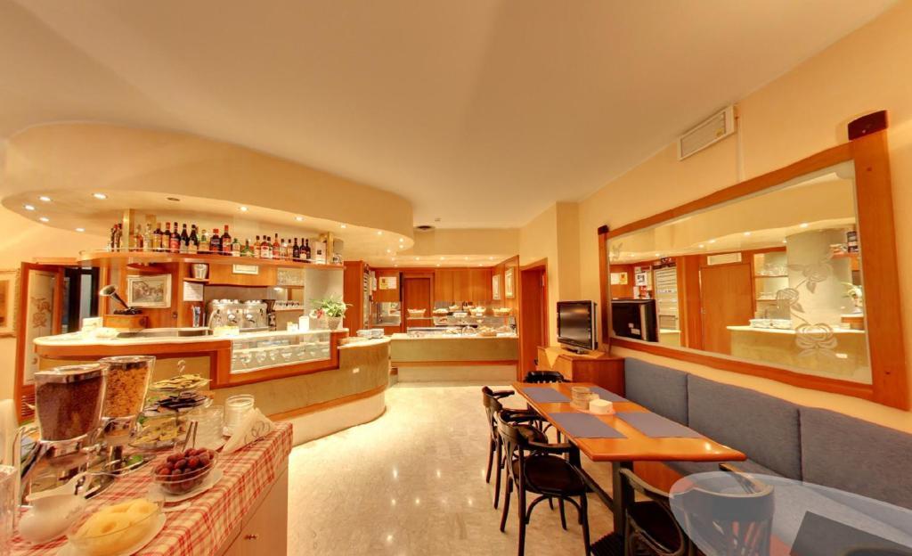 Hotel Rosa Abano Terme Luaran gambar