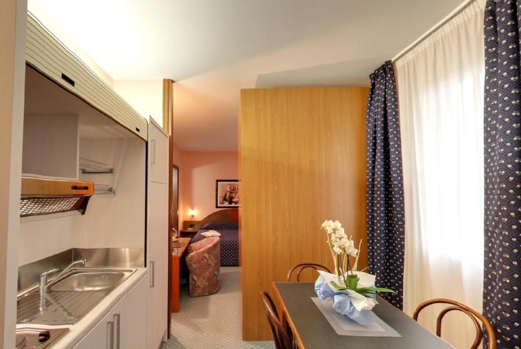 Hotel Rosa Abano Terme Bilik gambar