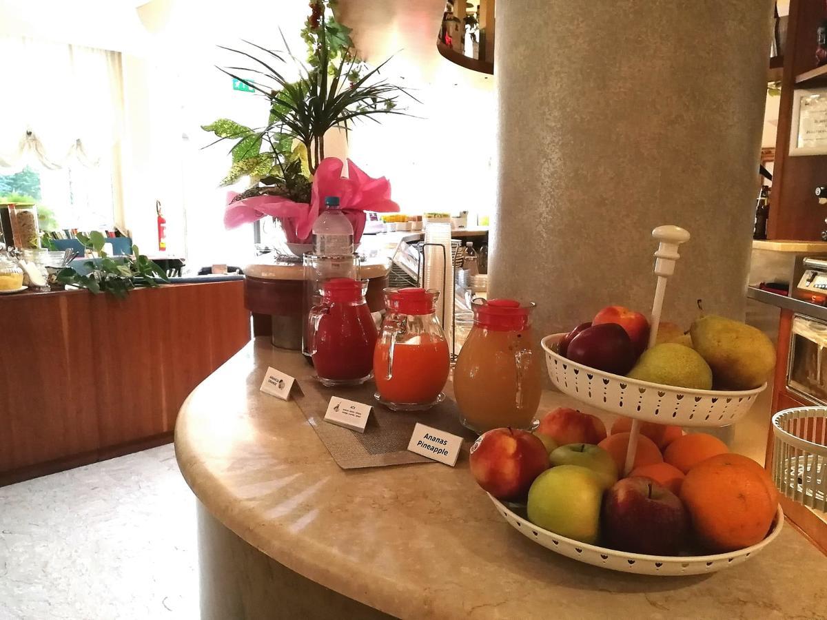 Hotel Rosa Abano Terme Luaran gambar